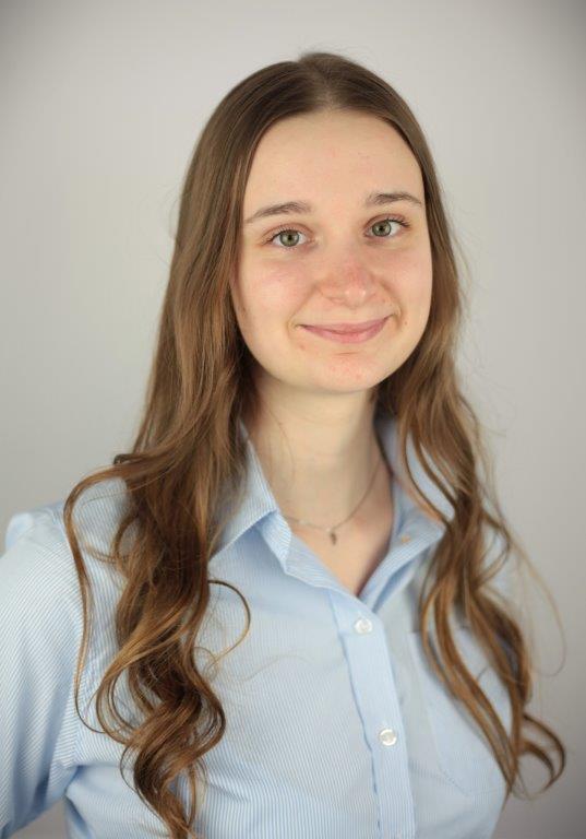 Frau Céline Kolander