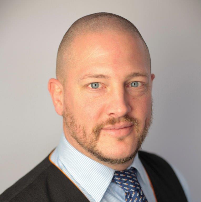 Herr Björn Strauch
